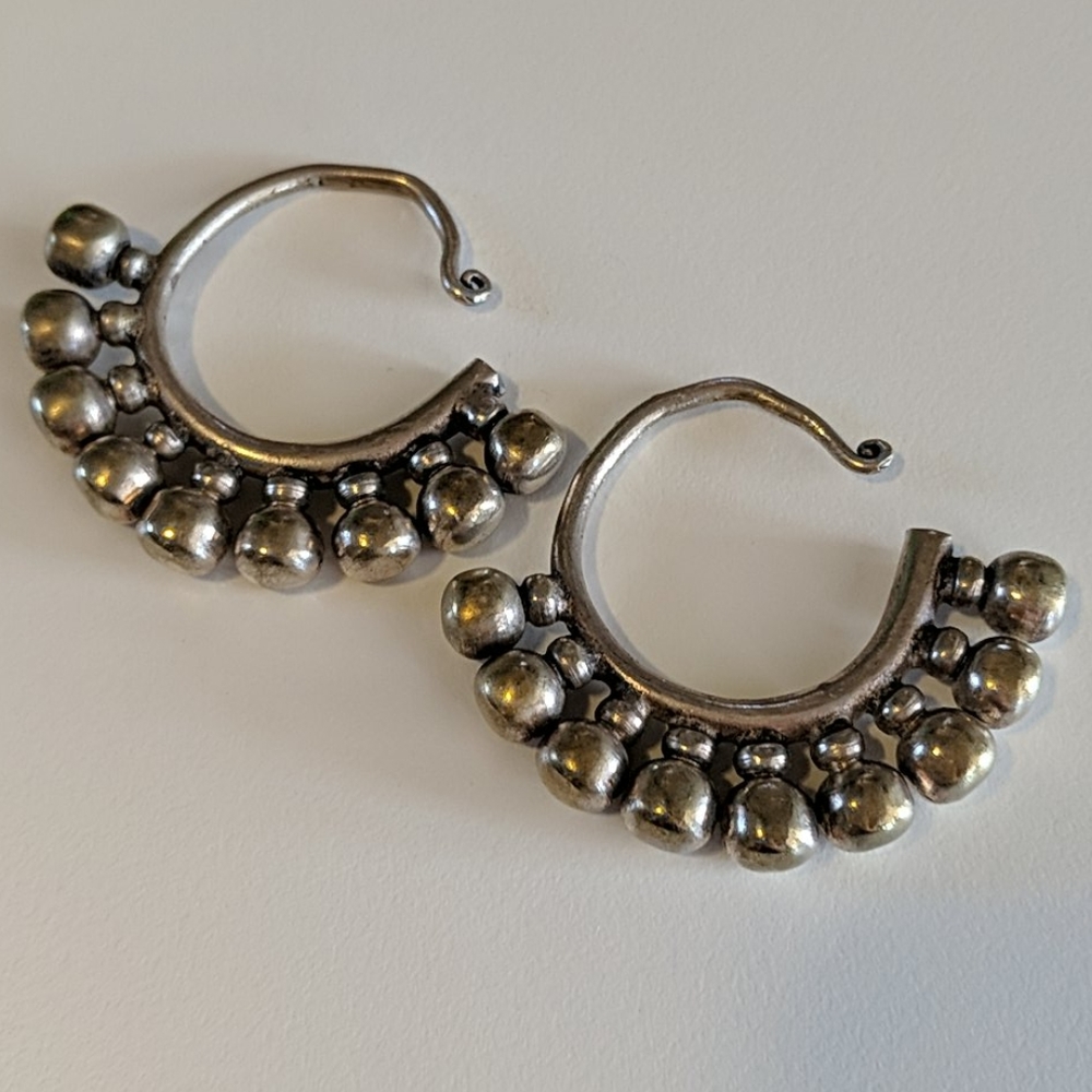 Tibetan ear weights